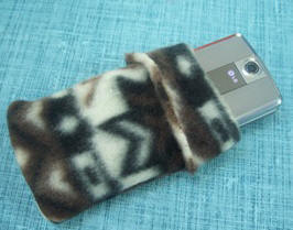stitch a camera or phone case from fleece